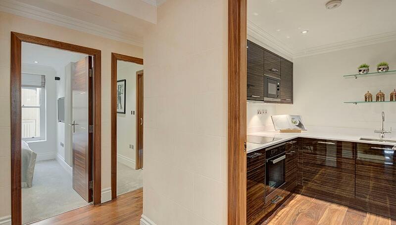2 bed property in Garden House, Kensington Gardens Square, London